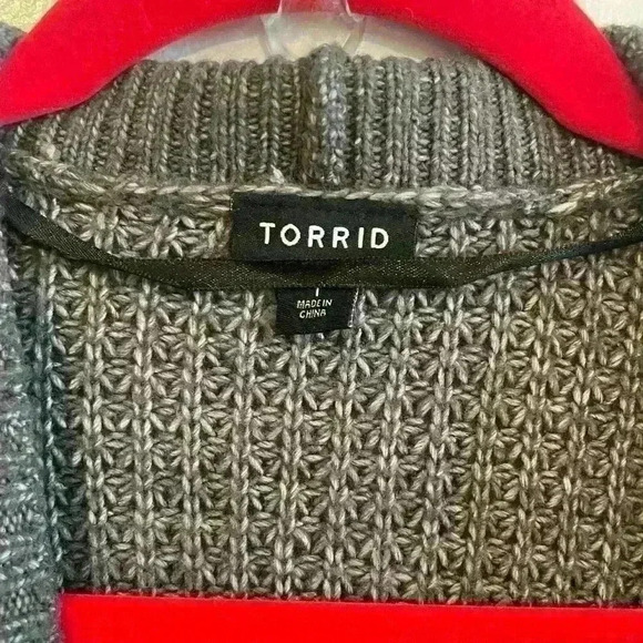 Torrid sweater - Picture 2 of 7